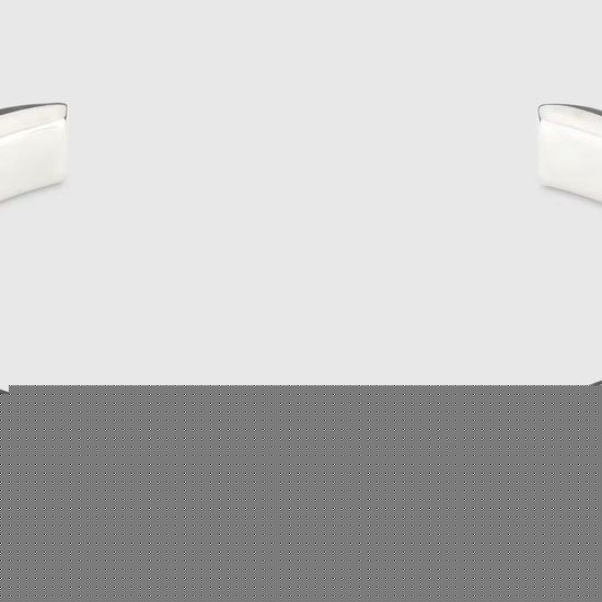 G*u*i bracelets